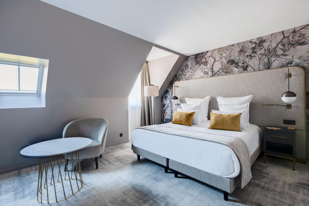 Fleur De Loire Hotel Blois Exterior photo
